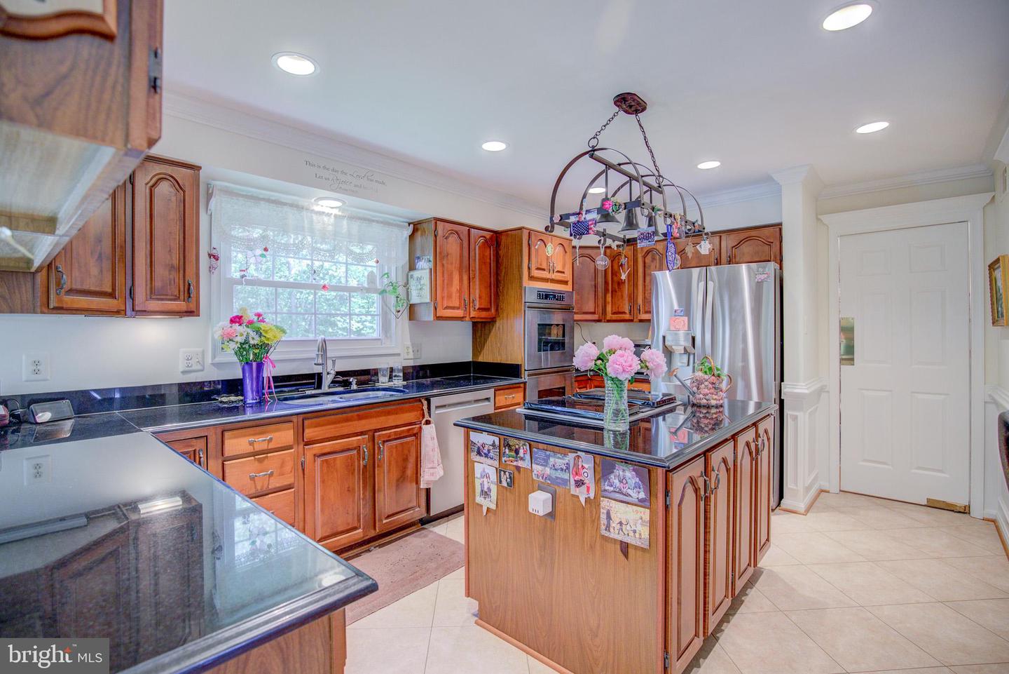 15062 BROWN POST LN, CENTREVILLE, Virginia 20121, 4 Bedrooms Bedrooms, ,2 BathroomsBathrooms,Residential,For sale,15062 BROWN POST LN,VAFX2241860 MLS # VAFX2241860