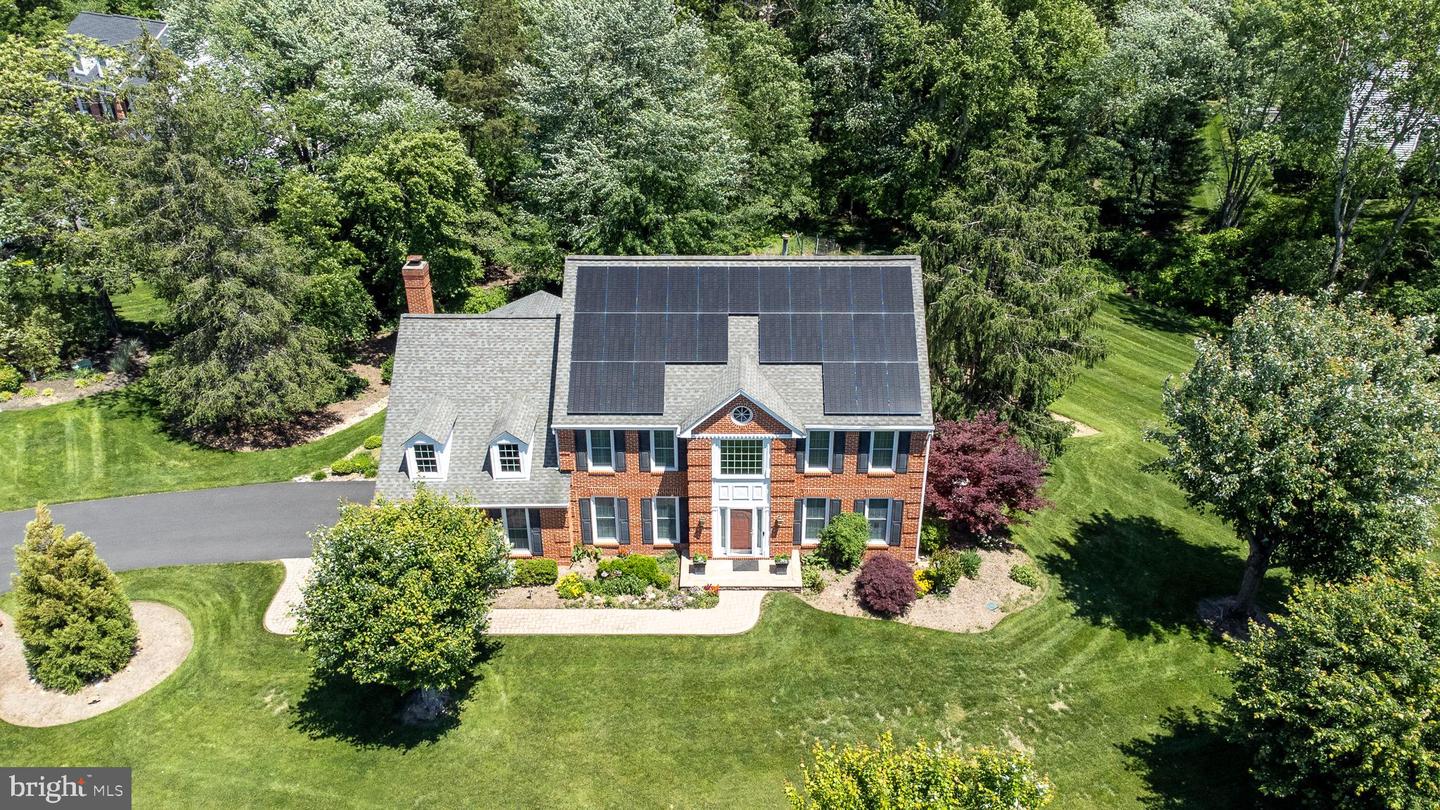 15062 BROWN POST LN, CENTREVILLE, Virginia 20121, 4 Bedrooms Bedrooms, ,2 BathroomsBathrooms,Residential,For sale,15062 BROWN POST LN,VAFX2241860 MLS # VAFX2241860