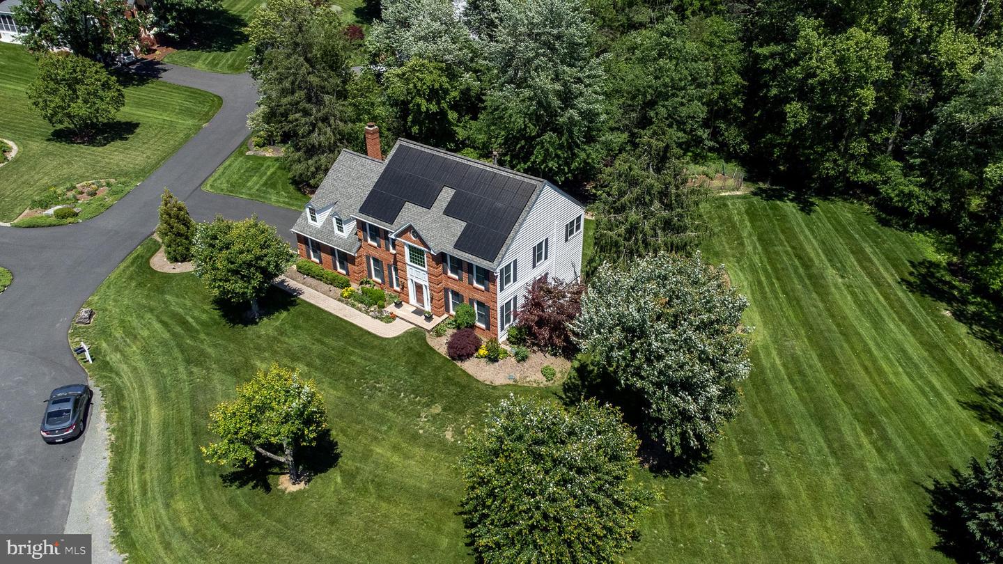 15062 BROWN POST LN, CENTREVILLE, Virginia 20121, 4 Bedrooms Bedrooms, ,2 BathroomsBathrooms,Residential,For sale,15062 BROWN POST LN,VAFX2241860 MLS # VAFX2241860