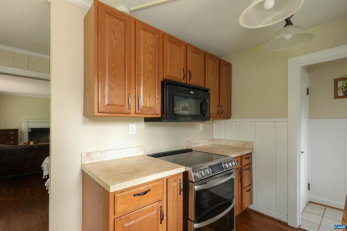2659 SCOTTSVILLE RD, CHARLOTTESVILLE, Virginia 22902, 3 Bedrooms Bedrooms, ,2 BathroomsBathrooms,Residential,For sale,2659 SCOTTSVILLE RD,664698 MLS # 664698