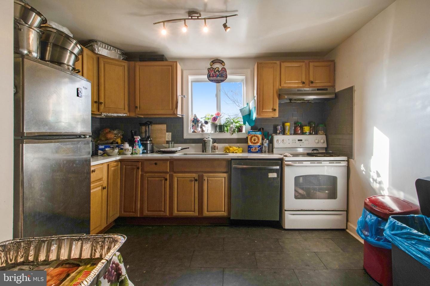 4312 N 4TH ST NW, WASHINGTON, District Of Columbia 20011, 6 Bedrooms Bedrooms, ,3 BathroomsBathrooms,Residential,For sale,4312 N 4TH ST NW,DCDC2201412 MLS # DCDC2201412