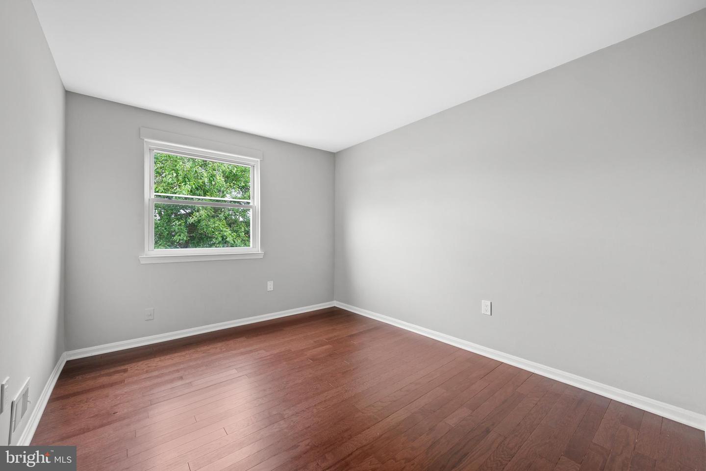 7912 SHARPSBURG CT, MANASSAS, Virginia 20109, 3 Bedrooms Bedrooms, ,2 BathroomsBathrooms,Residential,For sale,7912 SHARPSBURG CT,VAPW2095048 MLS # VAPW2095048