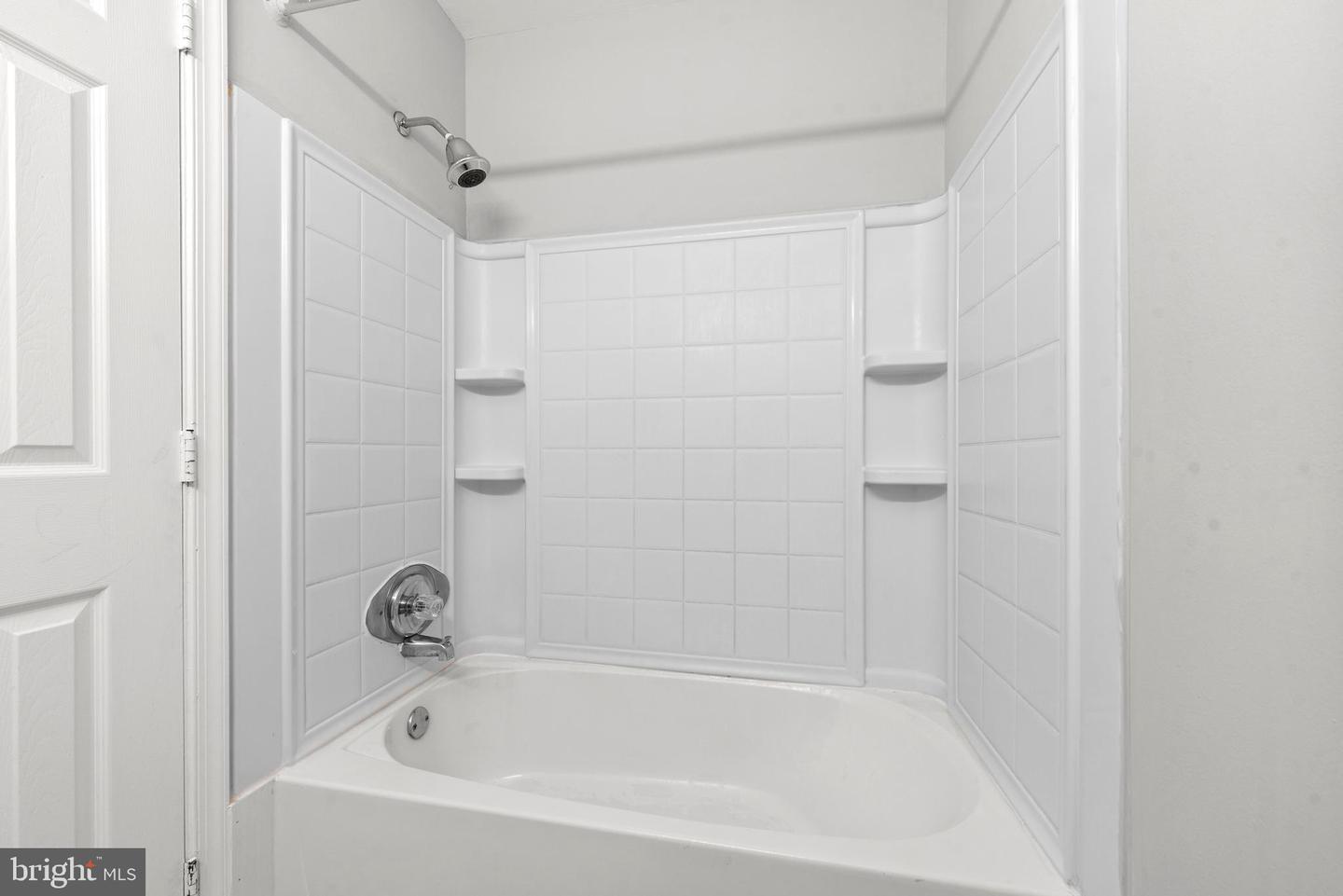7912 SHARPSBURG CT, MANASSAS, Virginia 20109, 3 Bedrooms Bedrooms, ,2 BathroomsBathrooms,Residential,For sale,7912 SHARPSBURG CT,VAPW2095048 MLS # VAPW2095048