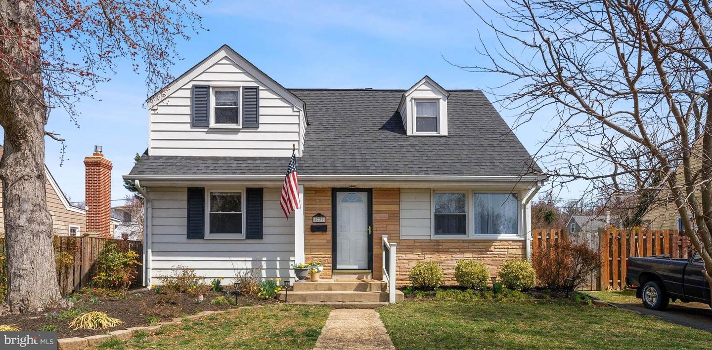 6729 WILLIAMS DR, ALEXANDRIA, Virginia 22307, 4 Bedrooms Bedrooms, 7 Rooms Rooms,1 BathroomBathrooms,Residential,For sale,6729 WILLIAMS DR,VAFX2229286 MLS # VAFX2229286