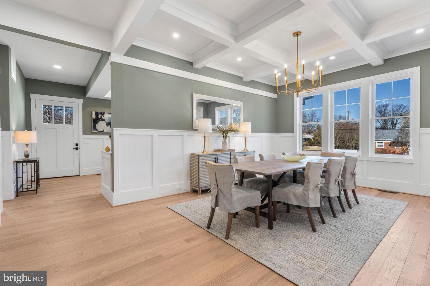 5900 35TH ST N, ARLINGTON, Virginia 22207, 5 Bedrooms Bedrooms, ,6 BathroomsBathrooms,Residential,For sale,5900 35TH ST N,VAAR2055232 MLS # VAAR2055232