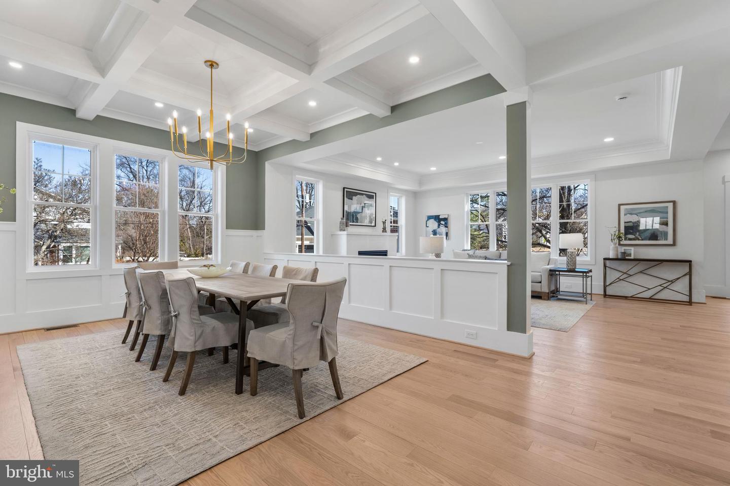 5900 35TH ST N, ARLINGTON, Virginia 22207, 5 Bedrooms Bedrooms, ,6 BathroomsBathrooms,Residential,For sale,5900 35TH ST N,VAAR2055232 MLS # VAAR2055232