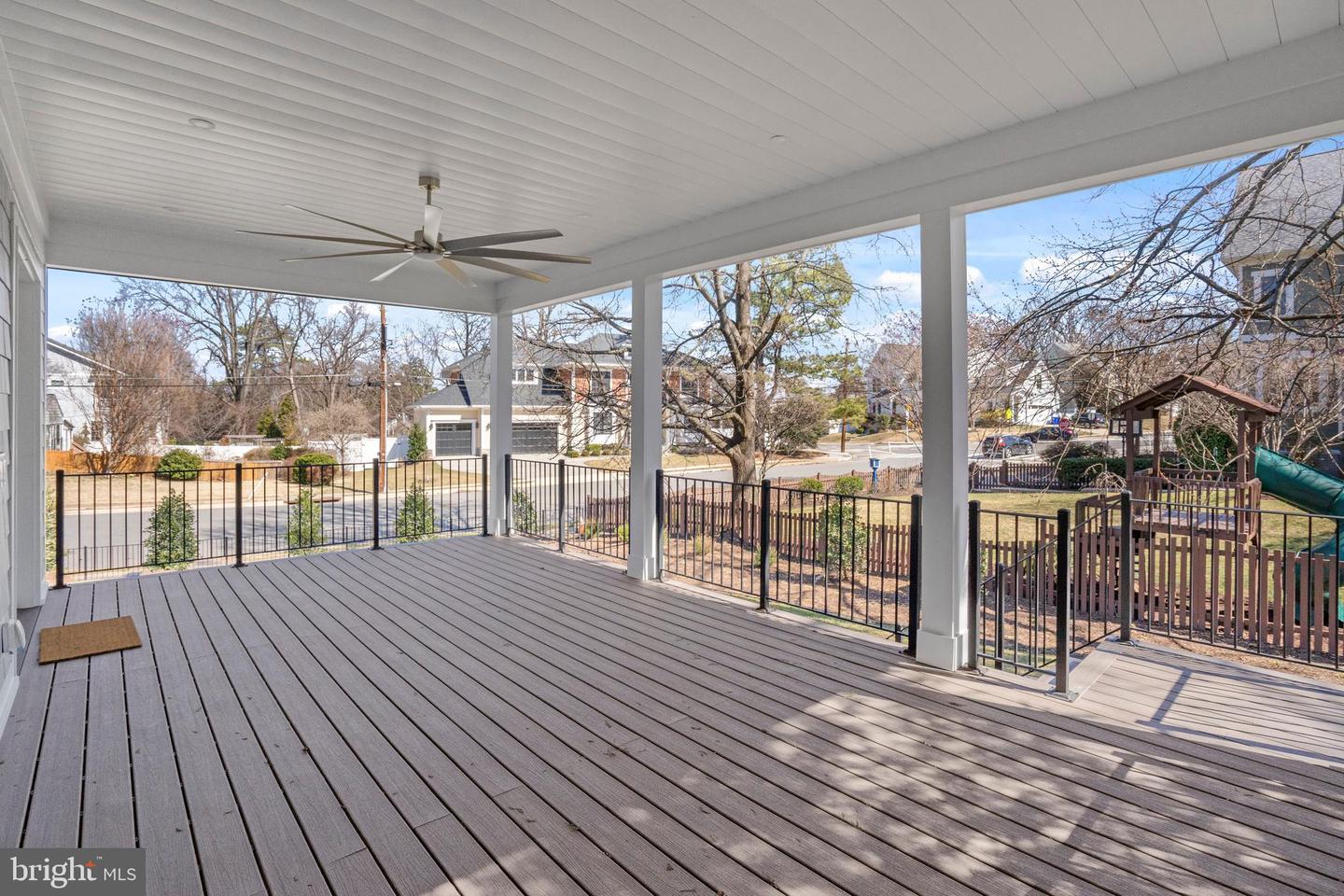 5900 35TH ST N, ARLINGTON, Virginia 22207, 5 Bedrooms Bedrooms, ,6 BathroomsBathrooms,Residential,For sale,5900 35TH ST N,VAAR2055232 MLS # VAAR2055232