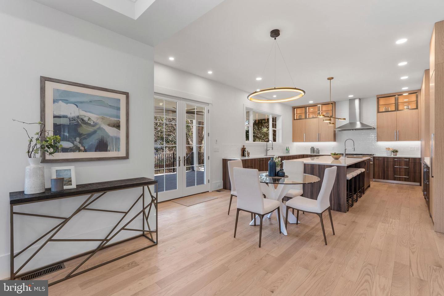 5900 35TH ST N, ARLINGTON, Virginia 22207, 5 Bedrooms Bedrooms, ,6 BathroomsBathrooms,Residential,For sale,5900 35TH ST N,VAAR2055232 MLS # VAAR2055232
