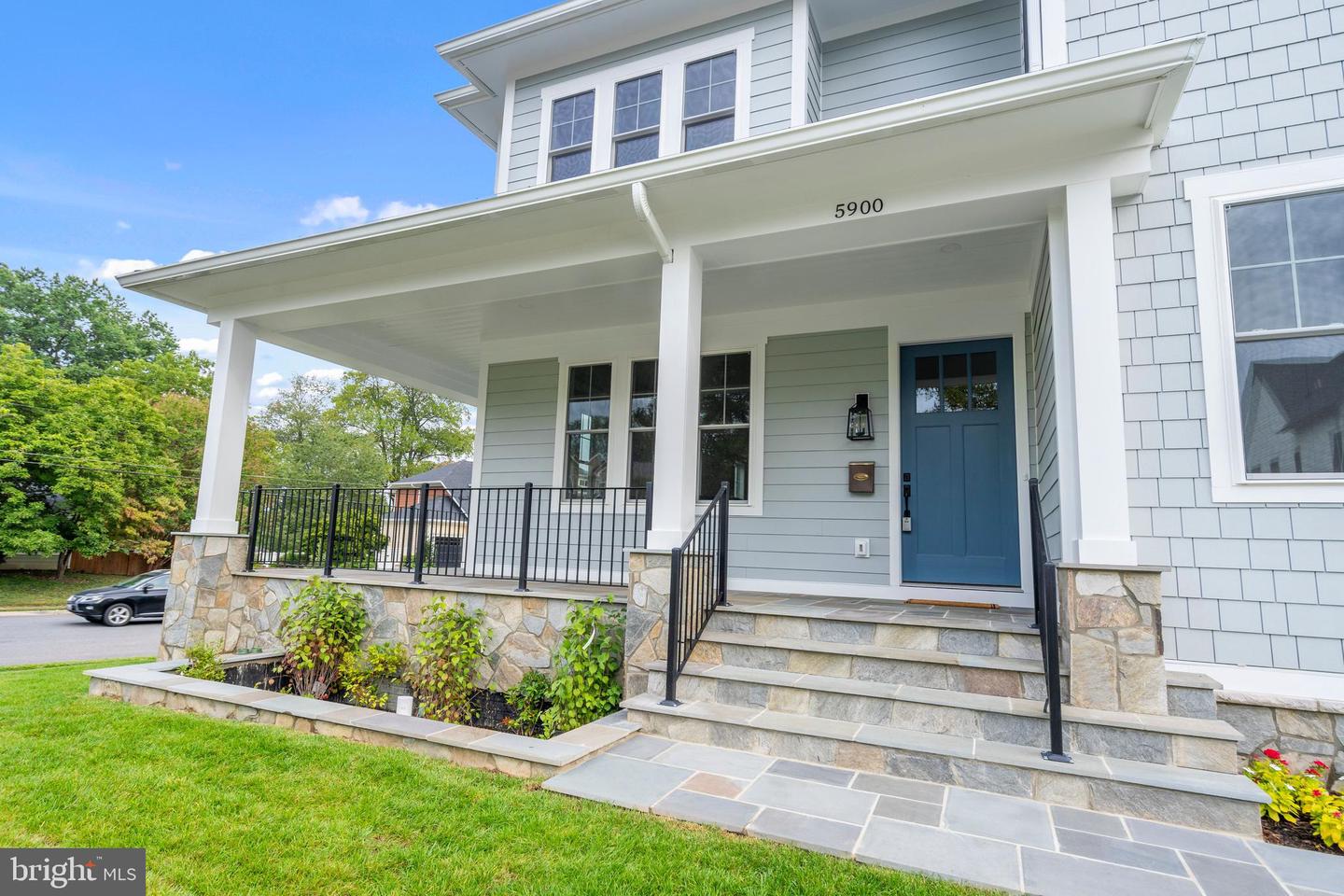 5900 35TH ST N, ARLINGTON, Virginia 22207, 5 Bedrooms Bedrooms, ,6 BathroomsBathrooms,Residential,For sale,5900 35TH ST N,VAAR2055232 MLS # VAAR2055232