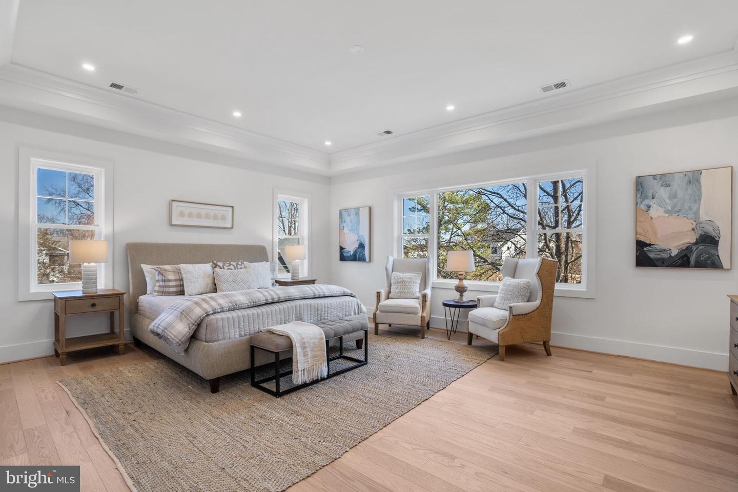 5900 35TH ST N, ARLINGTON, Virginia 22207, 5 Bedrooms Bedrooms, ,6 BathroomsBathrooms,Residential,For sale,5900 35TH ST N,VAAR2055232 MLS # VAAR2055232