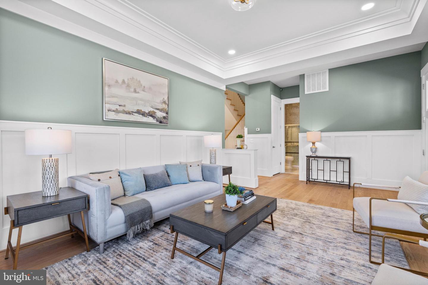 5900 35TH ST N, ARLINGTON, Virginia 22207, 5 Bedrooms Bedrooms, ,6 BathroomsBathrooms,Residential,For sale,5900 35TH ST N,VAAR2055232 MLS # VAAR2055232