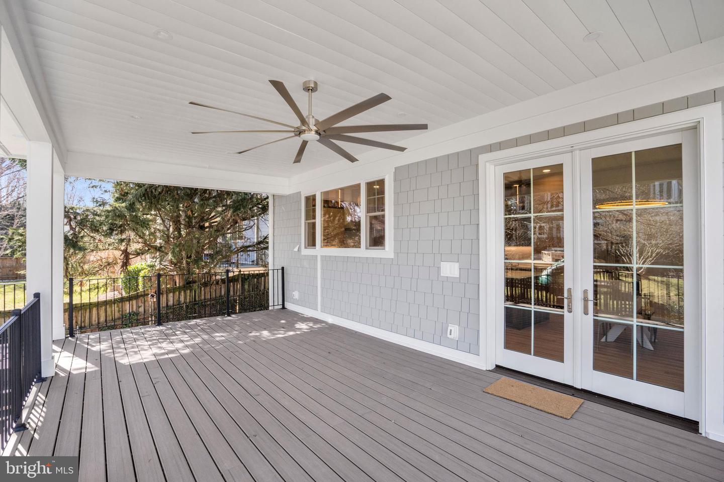 5900 35TH ST N, ARLINGTON, Virginia 22207, 5 Bedrooms Bedrooms, ,6 BathroomsBathrooms,Residential,For sale,5900 35TH ST N,VAAR2055232 MLS # VAAR2055232