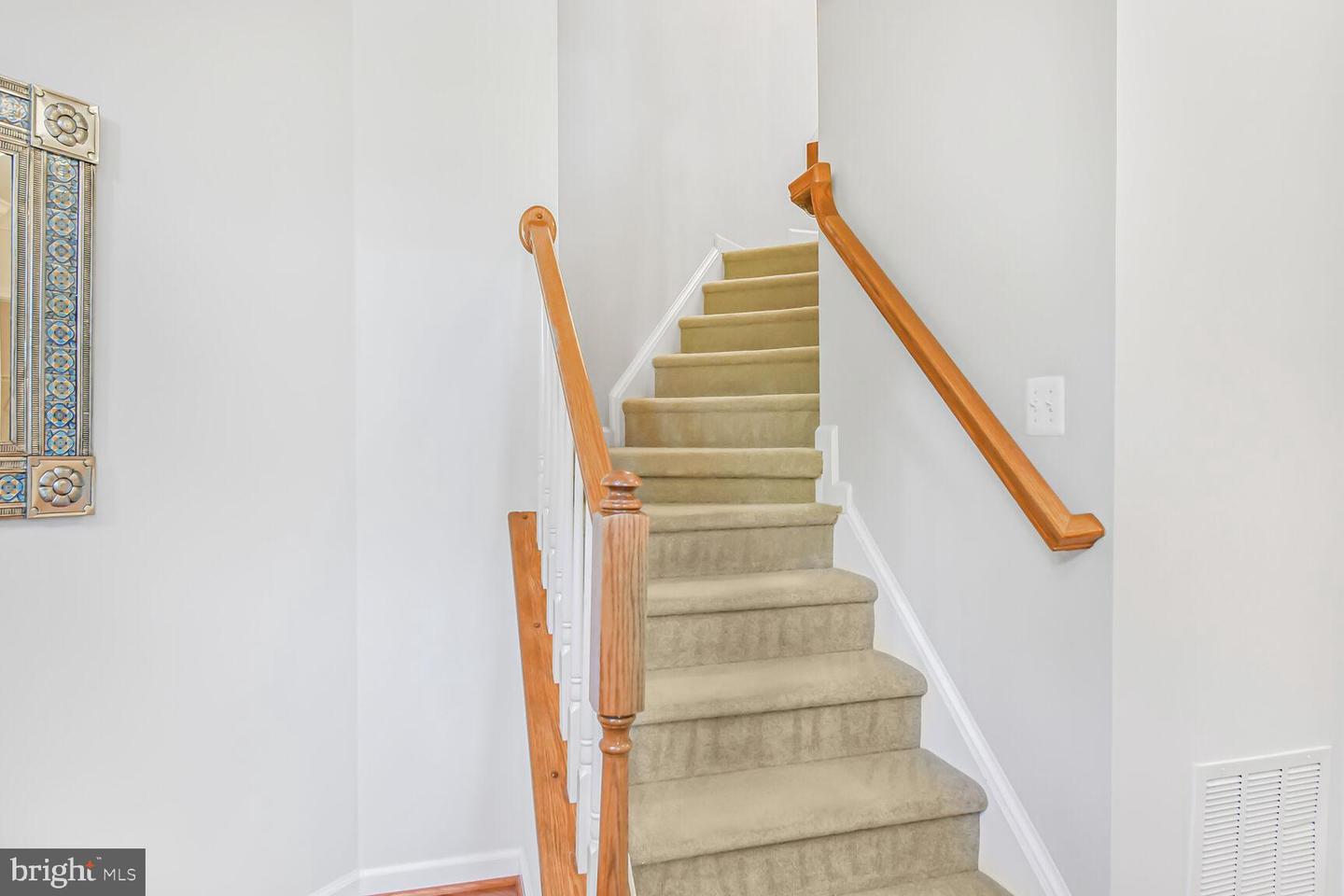 42952 MILTEC TER, CHANTILLY, Virginia 20152, 3 Bedrooms Bedrooms, ,2 BathroomsBathrooms,Residential,For sale,42952 MILTEC TER,VALO2096200 MLS # VALO2096200