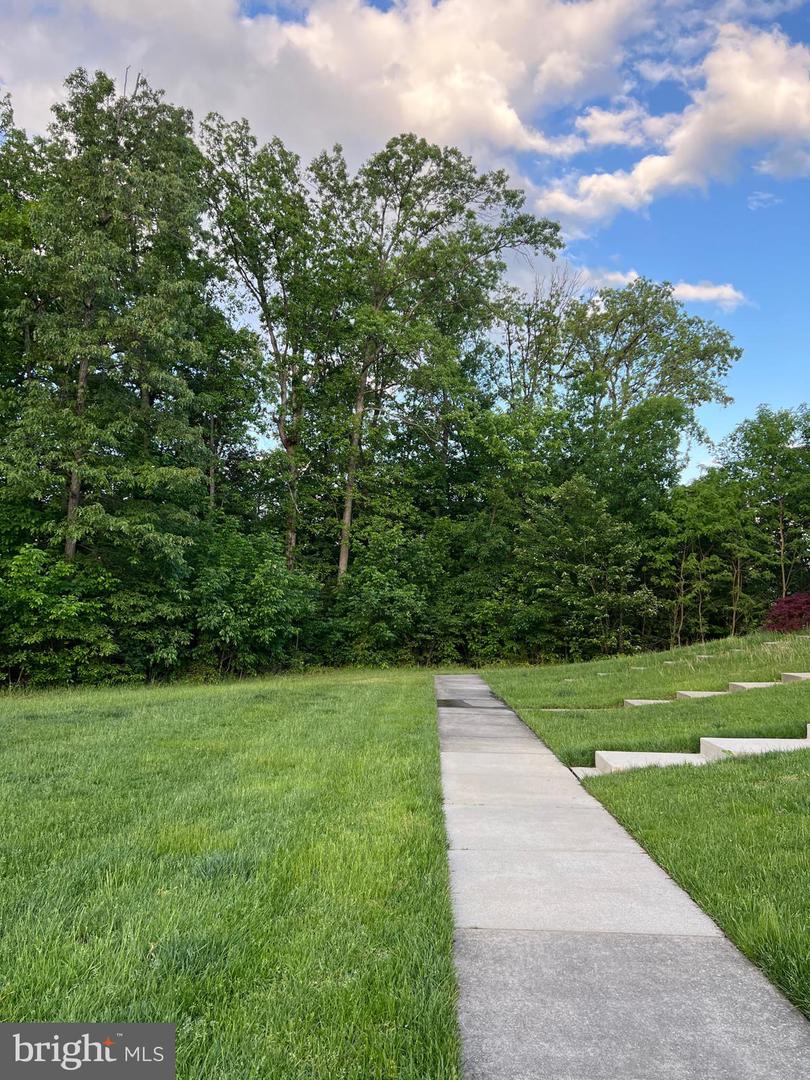 42952 MILTEC TER, CHANTILLY, Virginia 20152, 3 Bedrooms Bedrooms, ,2 BathroomsBathrooms,Residential,For sale,42952 MILTEC TER,VALO2096200 MLS # VALO2096200