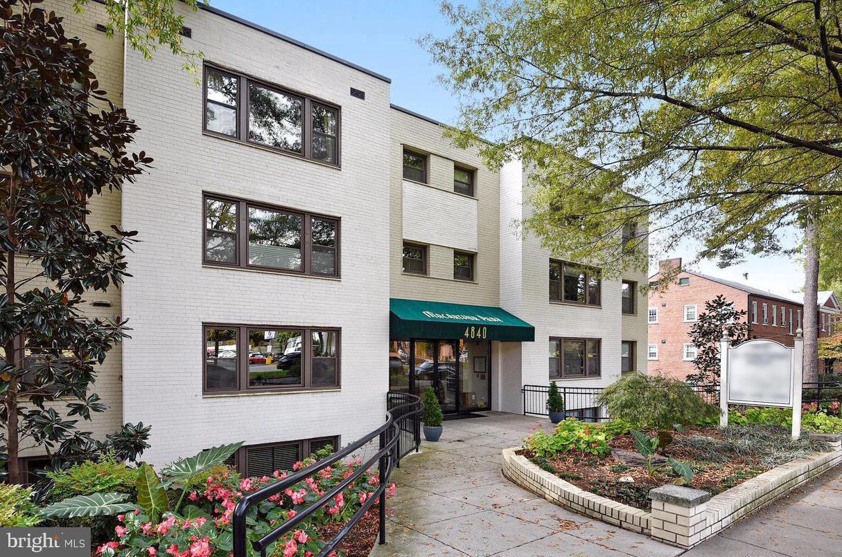 4840 MACARTHUR BLVD NW #606, WASHINGTON, District Of Columbia 20007, 1 Bedroom Bedrooms, ,1 BathroomBathrooms,Residential,For sale,4840 MACARTHUR BLVD NW #606,DCDC2201148 MLS # DCDC2201148