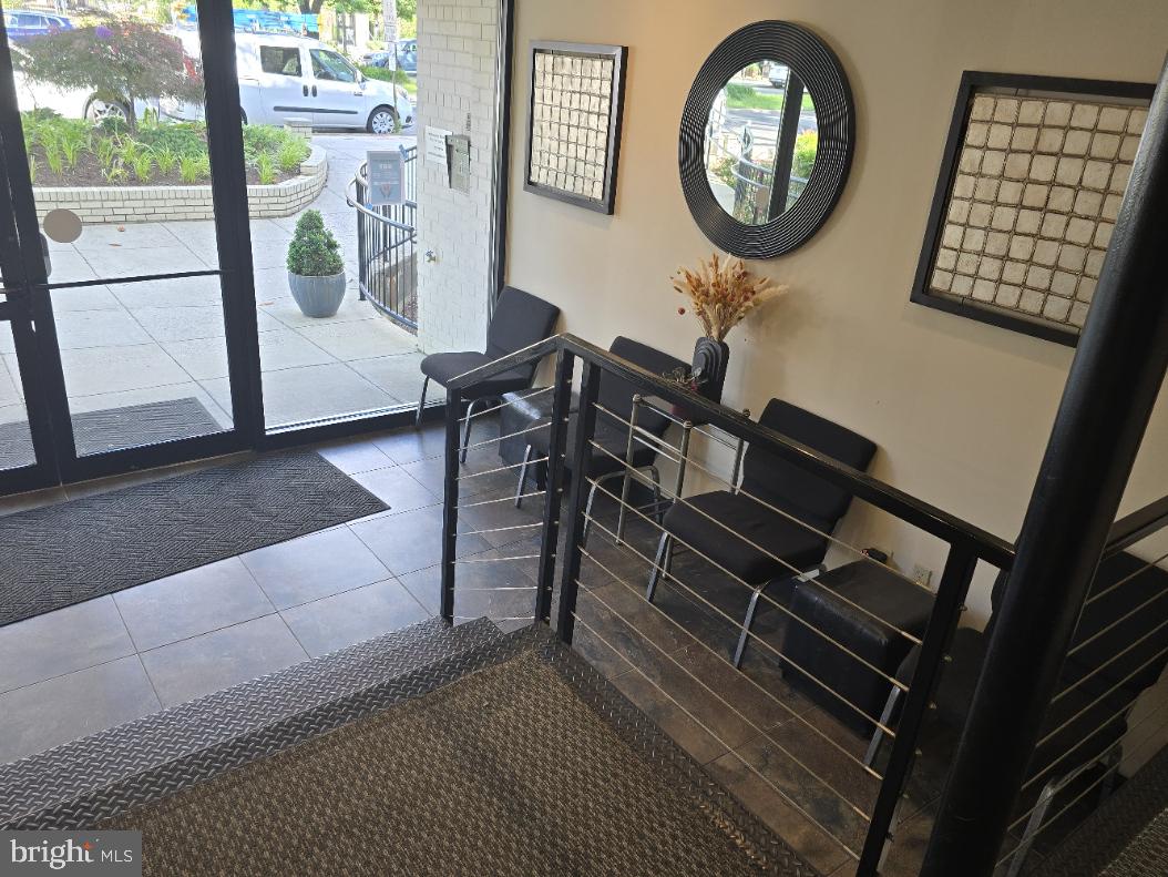 4840 MACARTHUR BLVD NW #606, WASHINGTON, District Of Columbia 20007, 1 Bedroom Bedrooms, ,1 BathroomBathrooms,Residential,For sale,4840 MACARTHUR BLVD NW #606,DCDC2201148 MLS # DCDC2201148