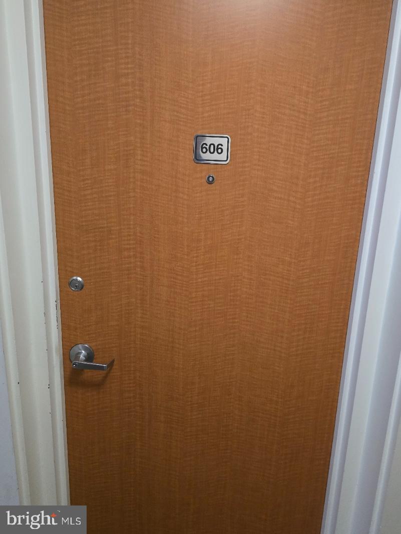 4840 MACARTHUR BLVD NW #606, WASHINGTON, District Of Columbia 20007, 1 Bedroom Bedrooms, ,1 BathroomBathrooms,Residential,For sale,4840 MACARTHUR BLVD NW #606,DCDC2201148 MLS # DCDC2201148