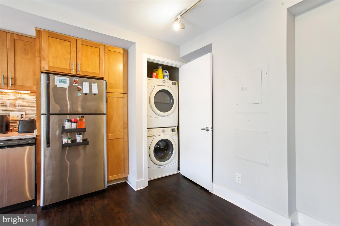 212 OAKWOOD ST SE #211, WASHINGTON, District Of Columbia 20032, 1 Bedroom Bedrooms, ,1 BathroomBathrooms,Residential,For sale,212 OAKWOOD ST SE #211,DCDC2201446 MLS # DCDC2201446