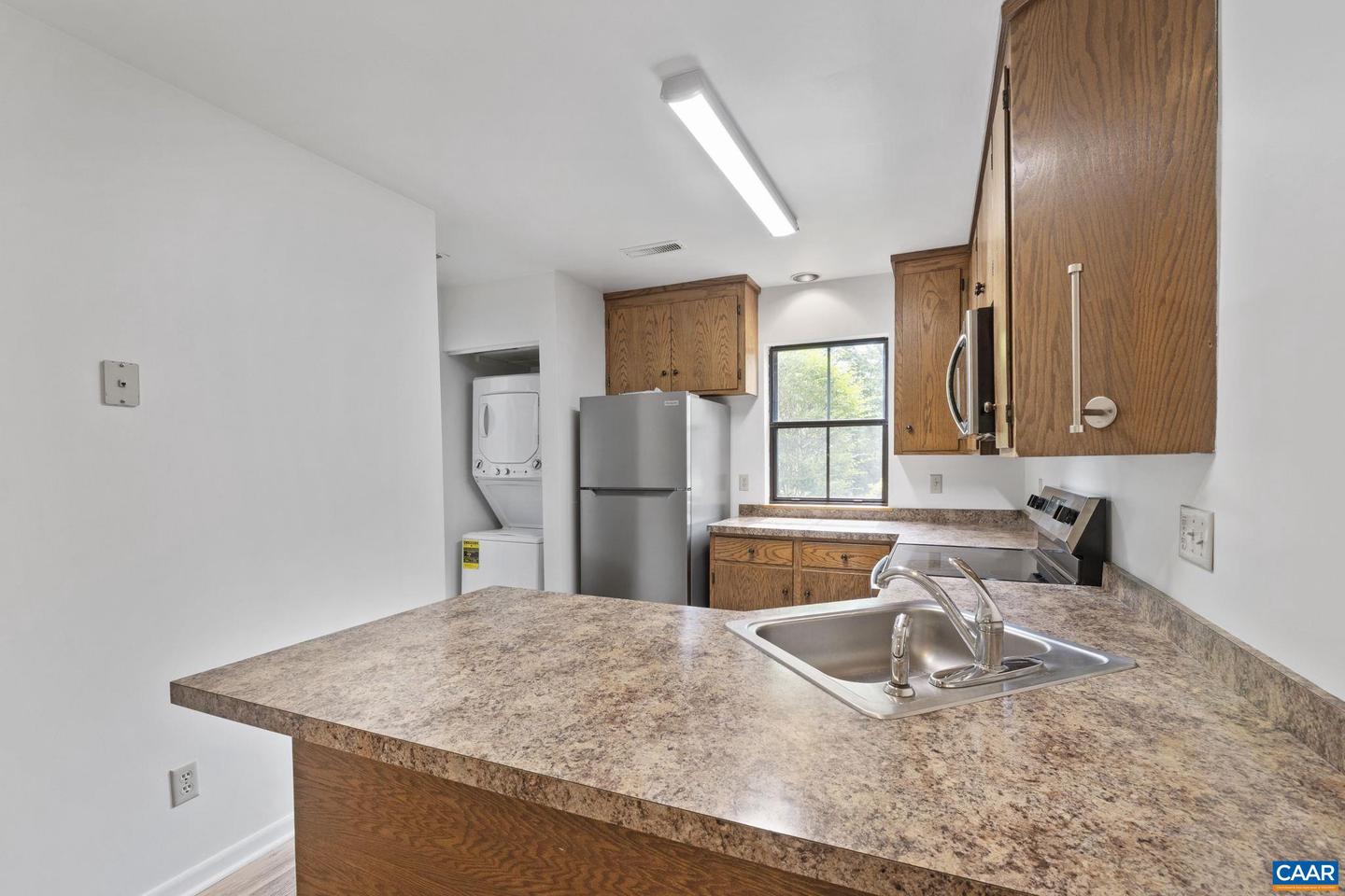 732 EXTON CT, CHARLOTTESVILLE, Virginia 22901, 2 Bedrooms Bedrooms, ,1 BathroomBathrooms,Residential,For sale,732 EXTON CT,664623 MLS # 664623