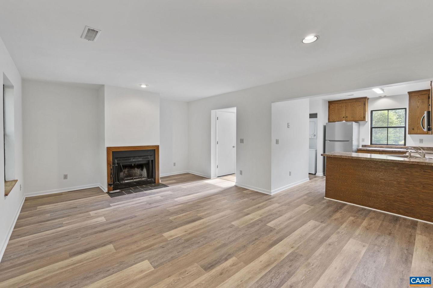 732 EXTON CT, CHARLOTTESVILLE, Virginia 22901, 2 Bedrooms Bedrooms, ,1 BathroomBathrooms,Residential,For sale,732 EXTON CT,664623 MLS # 664623