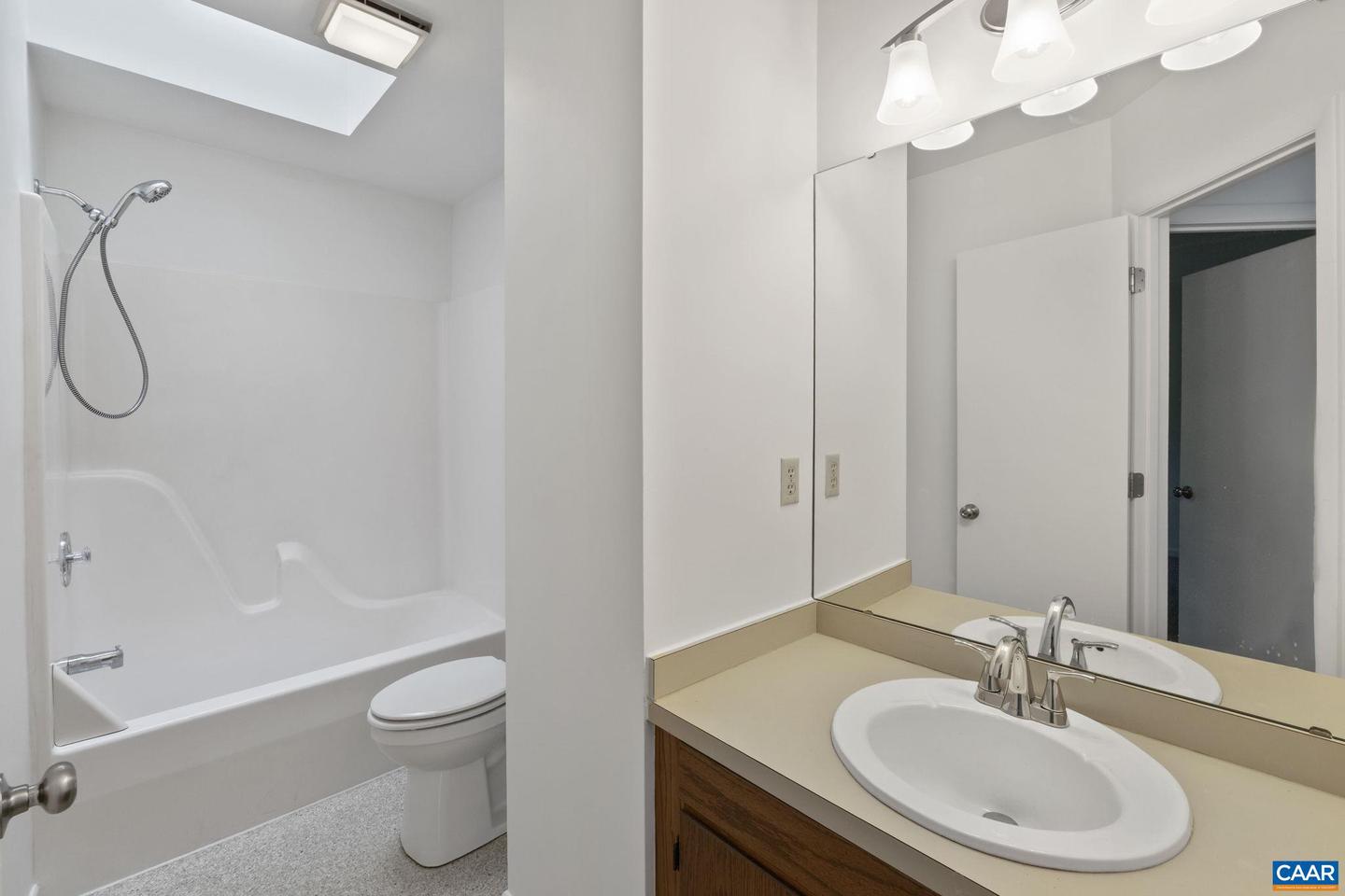 732 EXTON CT, CHARLOTTESVILLE, Virginia 22901, 2 Bedrooms Bedrooms, ,1 BathroomBathrooms,Residential,For sale,732 EXTON CT,664623 MLS # 664623