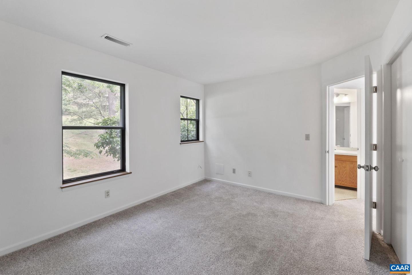 732 EXTON CT, CHARLOTTESVILLE, Virginia 22901, 2 Bedrooms Bedrooms, ,1 BathroomBathrooms,Residential,For sale,732 EXTON CT,664623 MLS # 664623