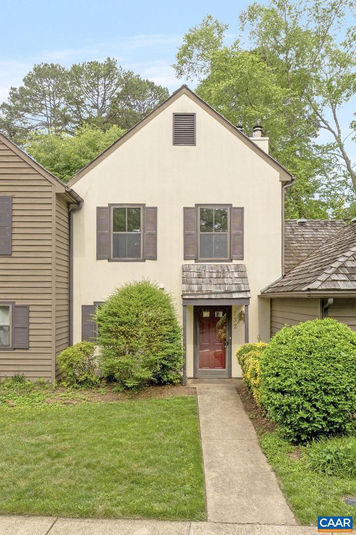 732 EXTON CT, CHARLOTTESVILLE, Virginia 22901, 2 Bedrooms Bedrooms, ,1 BathroomBathrooms,Residential,For sale,732 EXTON CT,664623 MLS # 664623