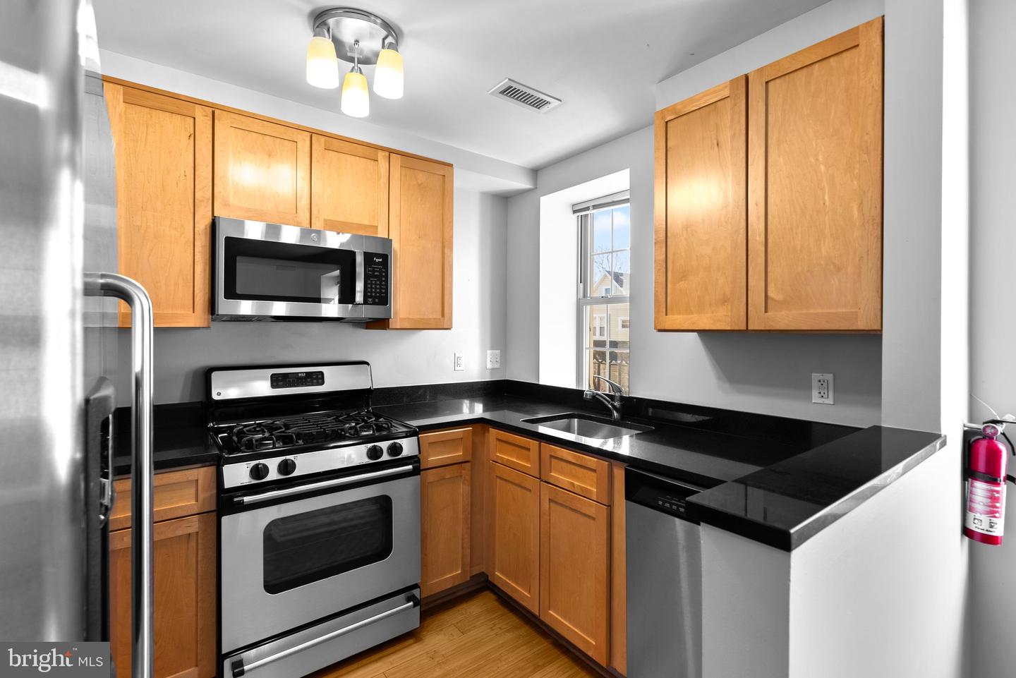 1417 NEWTON ST NW #201, WASHINGTON, District Of Columbia 20010, 1 Bedroom Bedrooms, ,1 BathroomBathrooms,Residential,For sale,1417 NEWTON ST NW #201,DCDC2184794 MLS # DCDC2184794