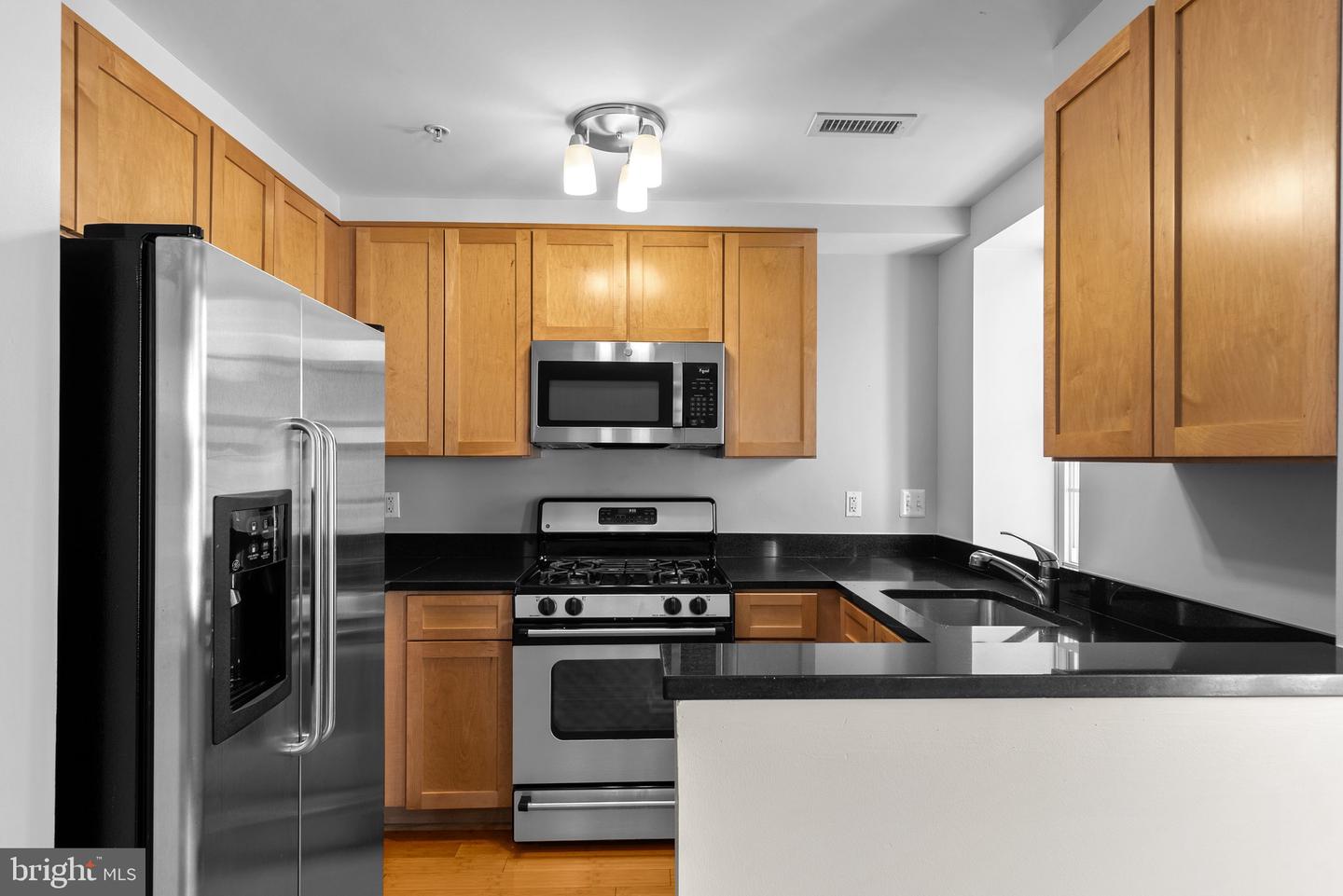 1417 NEWTON ST NW #201, WASHINGTON, District Of Columbia 20010, 1 Bedroom Bedrooms, ,1 BathroomBathrooms,Residential,For sale,1417 NEWTON ST NW #201,DCDC2184794 MLS # DCDC2184794