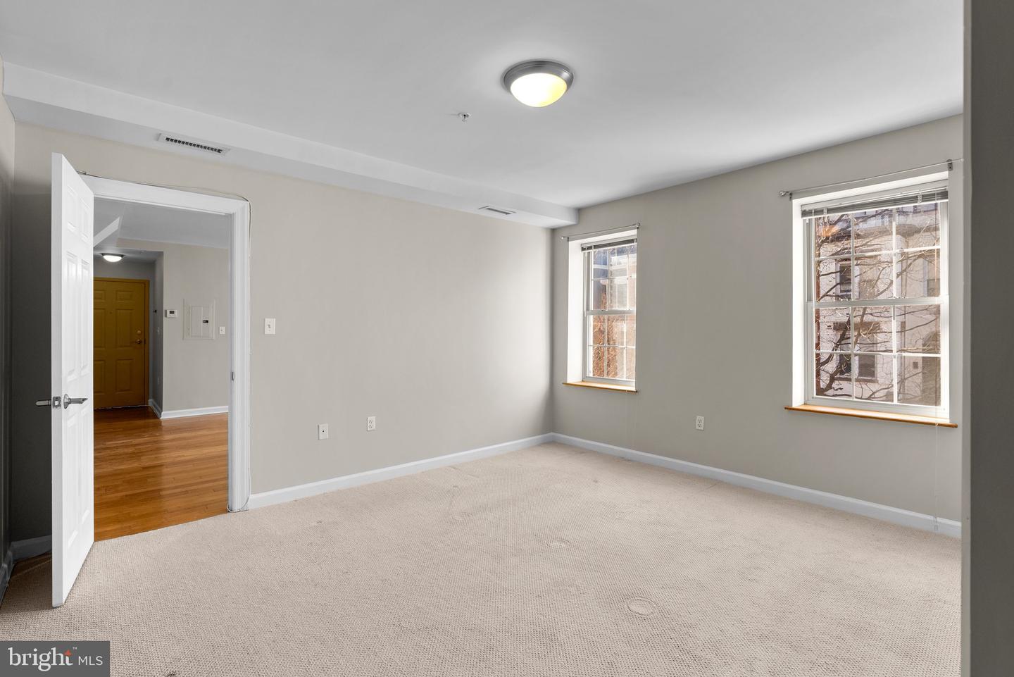 1417 NEWTON ST NW #201, WASHINGTON, District Of Columbia 20010, 1 Bedroom Bedrooms, ,1 BathroomBathrooms,Residential,For sale,1417 NEWTON ST NW #201,DCDC2184794 MLS # DCDC2184794