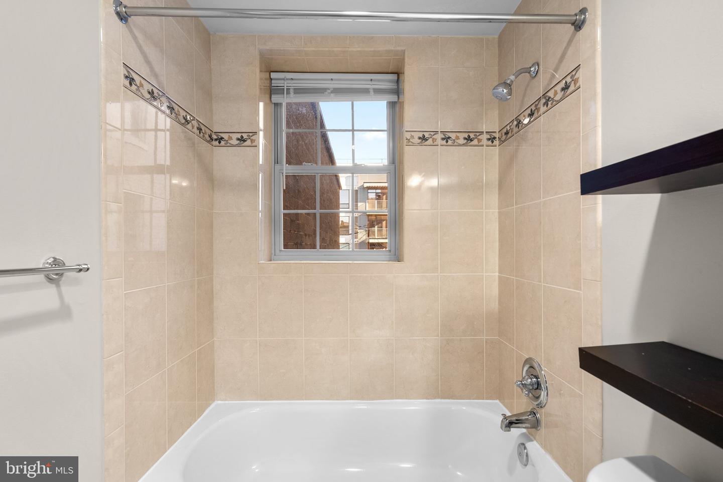 1417 NEWTON ST NW #201, WASHINGTON, District Of Columbia 20010, 1 Bedroom Bedrooms, ,1 BathroomBathrooms,Residential,For sale,1417 NEWTON ST NW #201,DCDC2184794 MLS # DCDC2184794