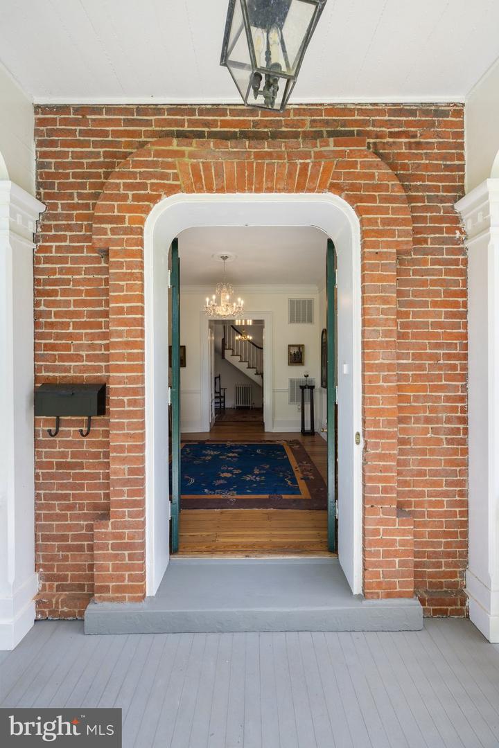 306 W MARKET ST, LEESBURG, Virginia 20176, 3 Bedrooms Bedrooms, ,2 BathroomsBathrooms,Residential,For sale,306 W MARKET ST,VALO2091306 MLS # VALO2091306