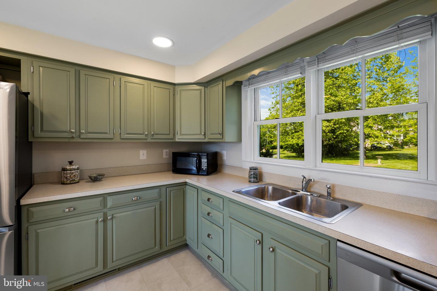 306 W MARKET ST, LEESBURG, Virginia 20176, 3 Bedrooms Bedrooms, ,2 BathroomsBathrooms,Residential,For sale,306 W MARKET ST,VALO2091306 MLS # VALO2091306