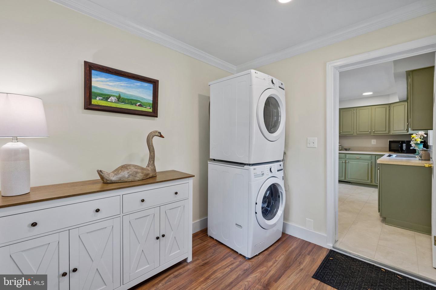 306 W MARKET ST, LEESBURG, Virginia 20176, 3 Bedrooms Bedrooms, ,2 BathroomsBathrooms,Residential,For sale,306 W MARKET ST,VALO2091306 MLS # VALO2091306