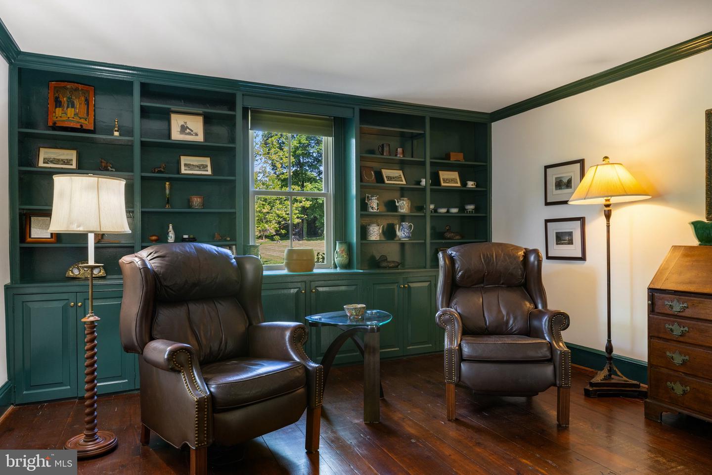 306 W MARKET ST, LEESBURG, Virginia 20176, 3 Bedrooms Bedrooms, ,2 BathroomsBathrooms,Residential,For sale,306 W MARKET ST,VALO2091306 MLS # VALO2091306