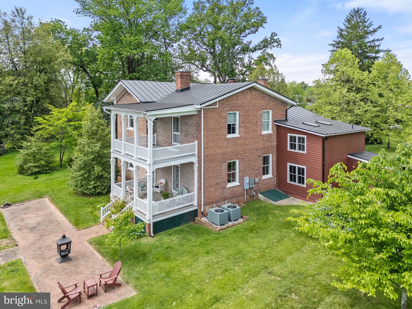 306 W MARKET ST, LEESBURG, Virginia 20176, 3 Bedrooms Bedrooms, ,2 BathroomsBathrooms,Residential,For sale,306 W MARKET ST,VALO2091306 MLS # VALO2091306