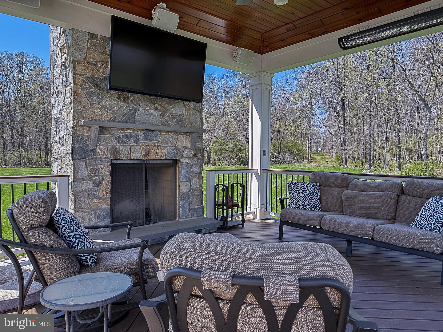 20899 MCINTOSH PL, LEESBURG, Virginia 20175, 5 Bedrooms Bedrooms, ,4 BathroomsBathrooms,Residential,For sale,20899 MCINTOSH PL,VALO2093736 MLS # VALO2093736