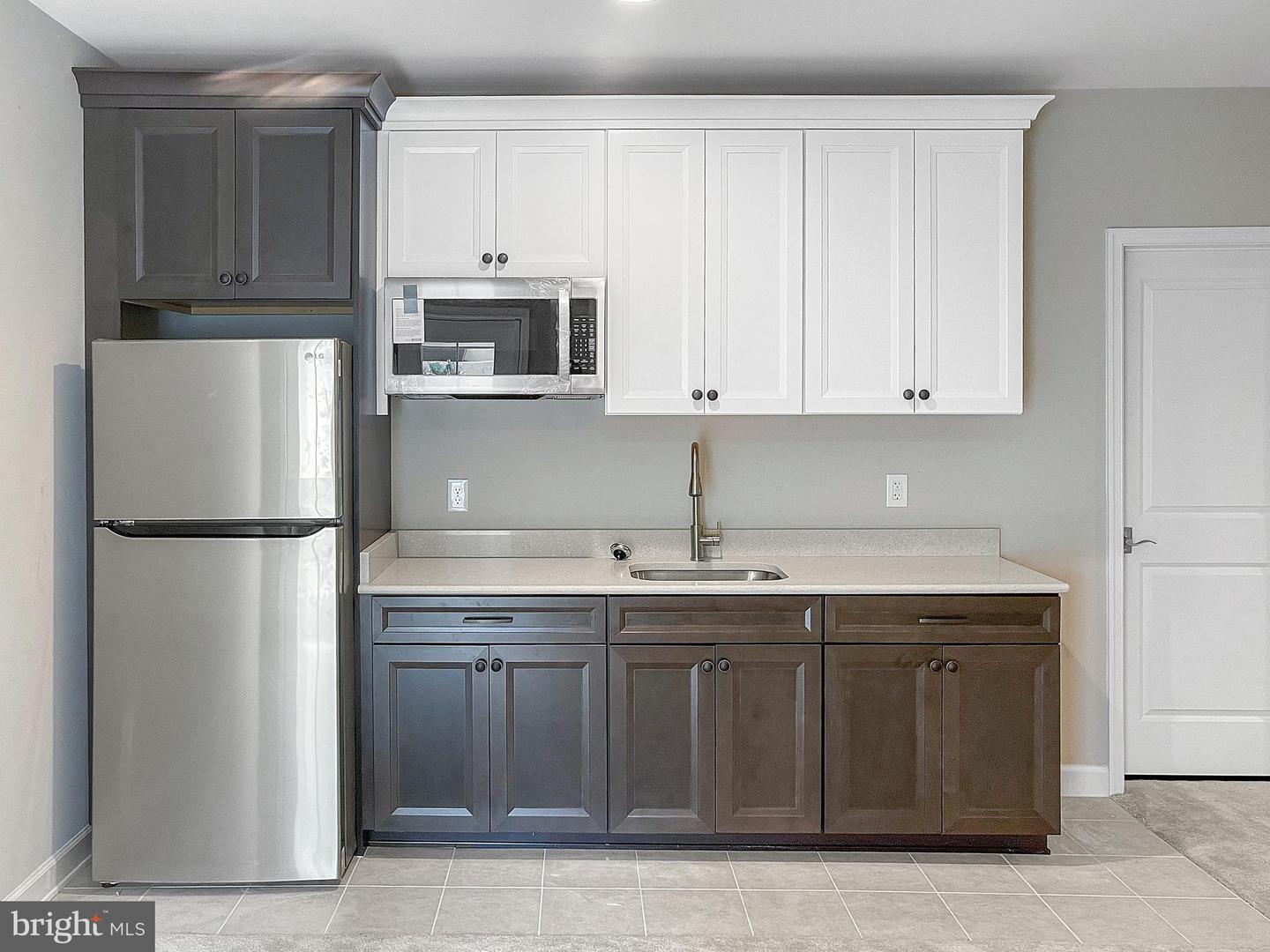 3139 SILVAN WOODS DR, FAIRFAX, Virginia 22031, 6 Bedrooms Bedrooms, ,5 BathroomsBathrooms,Residential,For sale,3139 SILVAN WOODS DR,VAFX2235994 MLS # VAFX2235994