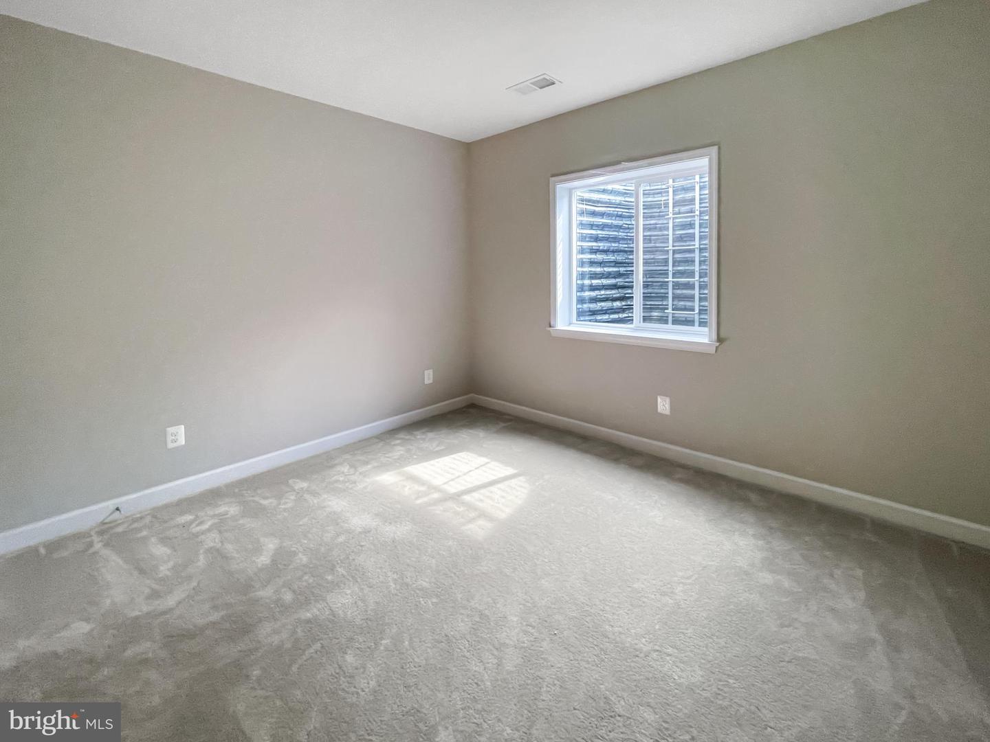 3139 SILVAN WOODS DR, FAIRFAX, Virginia 22031, 6 Bedrooms Bedrooms, ,5 BathroomsBathrooms,Residential,For sale,3139 SILVAN WOODS DR,VAFX2235994 MLS # VAFX2235994