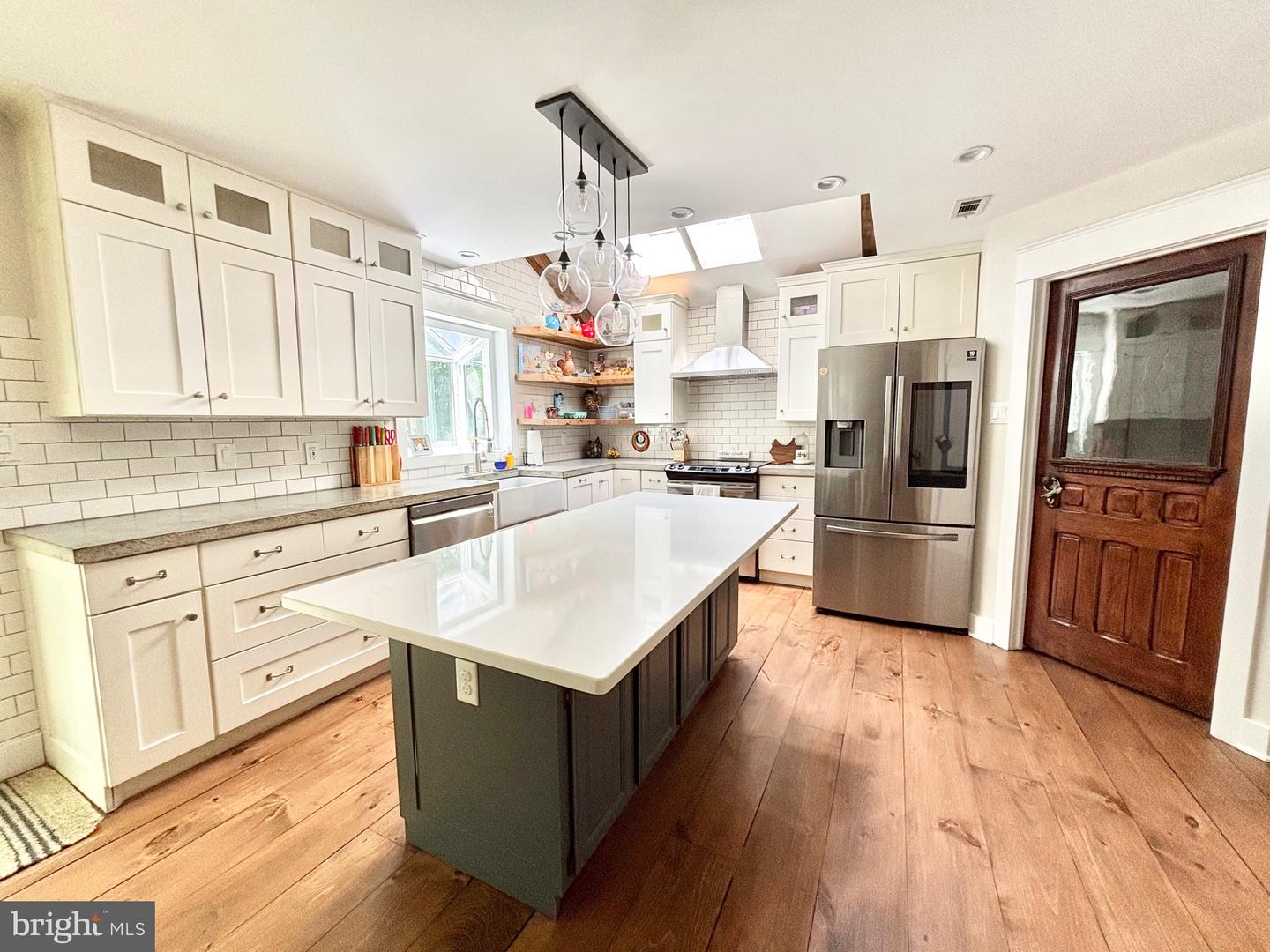 176 EMBREY MILL RD, STAFFORD, Virginia 22554, 4 Bedrooms Bedrooms, ,2 BathroomsBathrooms,Residential,For sale,176 EMBREY MILL RD,VAST2038384 MLS # VAST2038384