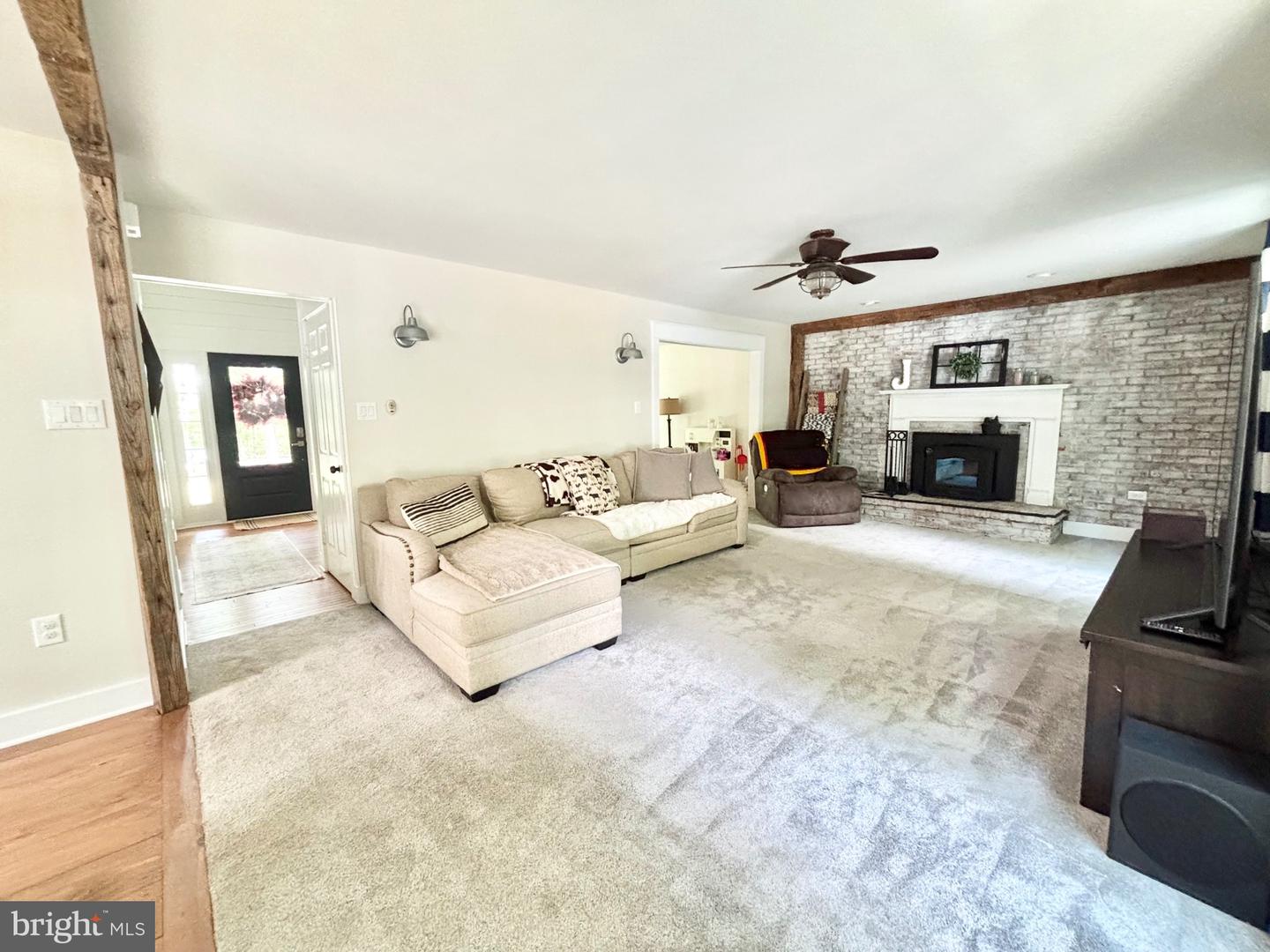 176 EMBREY MILL RD, STAFFORD, Virginia 22554, 4 Bedrooms Bedrooms, ,2 BathroomsBathrooms,Residential,For sale,176 EMBREY MILL RD,VAST2038384 MLS # VAST2038384