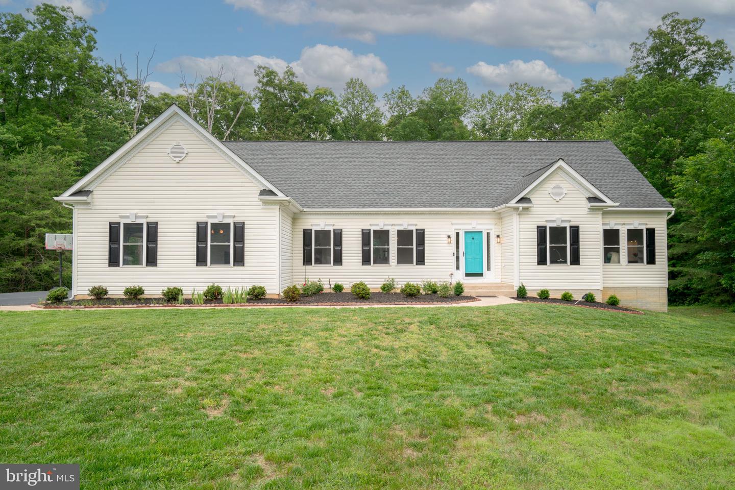 13647 VAN DOREN RD, MANASSAS, Virginia 20112, 4 Bedrooms Bedrooms, ,3 BathroomsBathrooms,Residential,For sale,13647 VAN DOREN RD,VAPW2093772 MLS # VAPW2093772