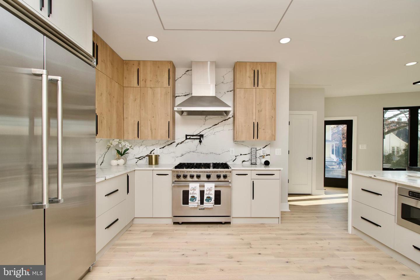 3500 7TH ST N, ARLINGTON, Virginia 22201, 6 Bedrooms Bedrooms, ,5 BathroomsBathrooms,Residential,For sale,3500 7TH ST N,VAAR2056932 MLS # VAAR2056932