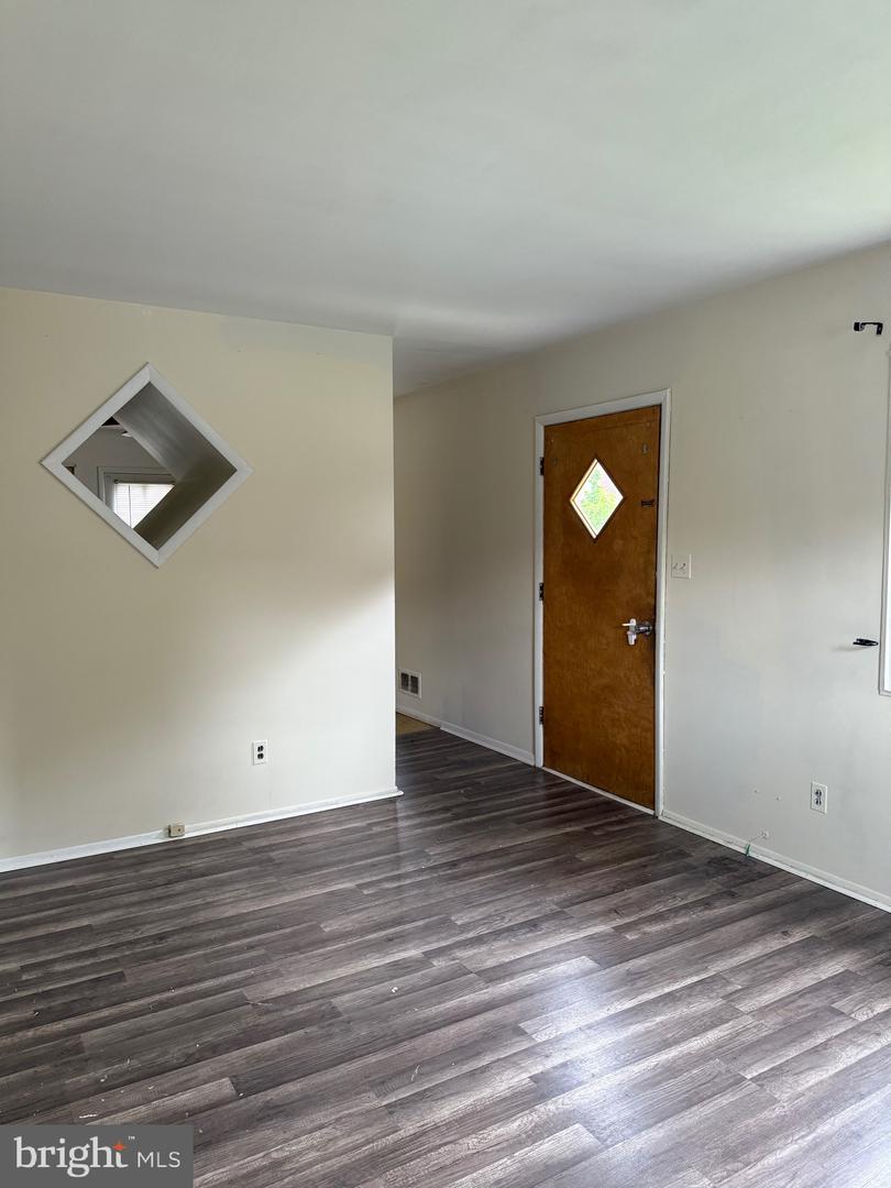 5119 19TH ST N, ARLINGTON, Virginia 22207, 3 Bedrooms Bedrooms, ,1 BathroomBathrooms,Residential,For sale,5119 19TH ST N,VAAR2057052 MLS # VAAR2057052 5119 19TH ST N, ARLINGTON, Virginia 22207, 3 Bedrooms Bedrooms, ,1 BathroomBathrooms,Residential,For sale,5119 19TH ST N,VAAR2057052 MLS # VAAR2057052