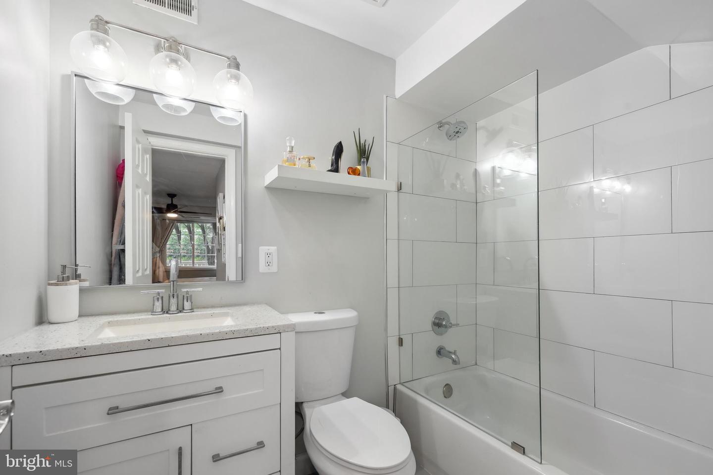 1563-A N VAN DORN ST, ALEXANDRIA, Virginia 22304, 2 Bedrooms Bedrooms, ,2 BathroomsBathrooms,Residential,For sale,1563-A N VAN DORN ST,VAAX2045150 MLS # VAAX2045150