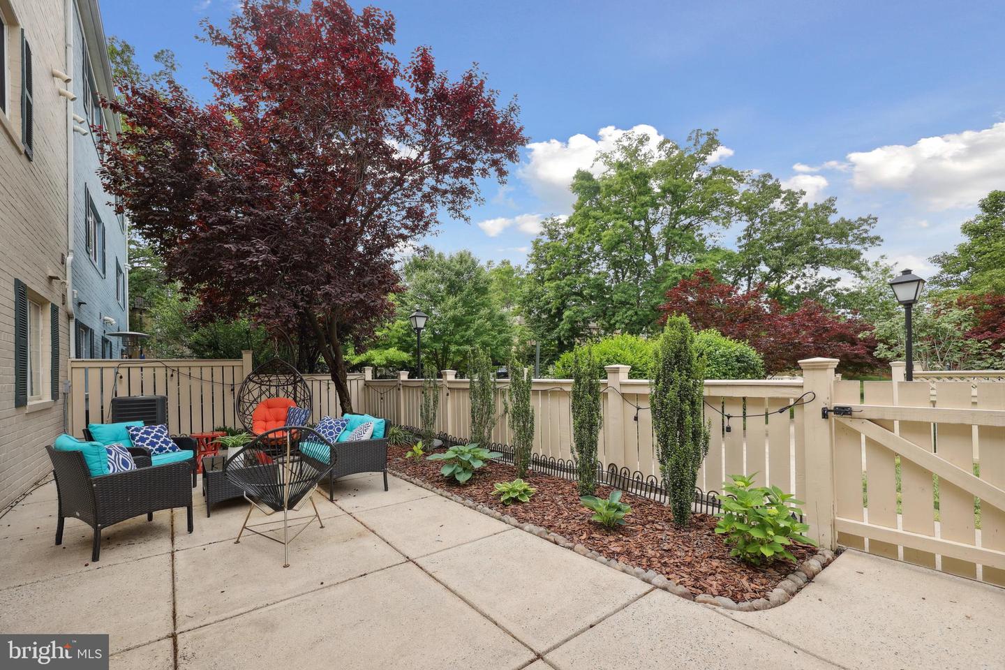 1563-A N VAN DORN ST, ALEXANDRIA, Virginia 22304, 2 Bedrooms Bedrooms, ,2 BathroomsBathrooms,Residential,For sale,1563-A N VAN DORN ST,VAAX2045150 MLS # VAAX2045150