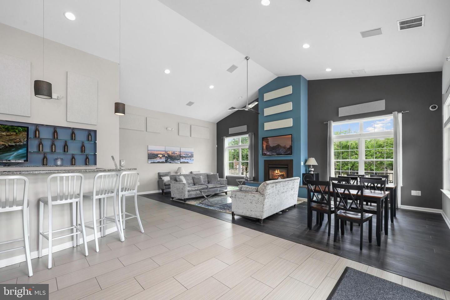 1563-A N VAN DORN ST, ALEXANDRIA, Virginia 22304, 2 Bedrooms Bedrooms, ,2 BathroomsBathrooms,Residential,For sale,1563-A N VAN DORN ST,VAAX2045150 MLS # VAAX2045150