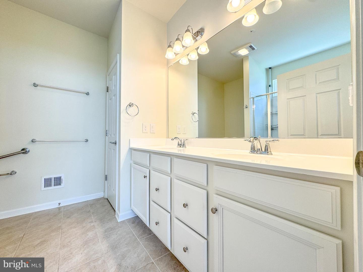 14 PENSACOLA ST, FREDERICKSBURG, Virginia 22406, 2 Bedrooms Bedrooms, ,2 BathroomsBathrooms,Residential,For sale,14 PENSACOLA ST,VAST2038746 MLS # VAST2038746