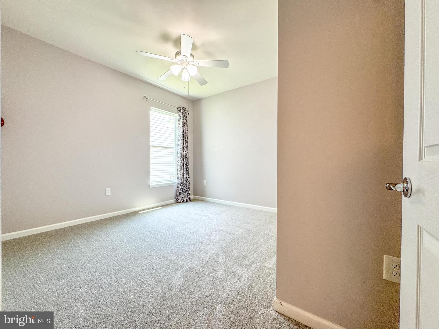 14 PENSACOLA ST, FREDERICKSBURG, Virginia 22406, 2 Bedrooms Bedrooms, ,2 BathroomsBathrooms,Residential,For sale,14 PENSACOLA ST,VAST2038746 MLS # VAST2038746