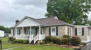 264 HOPEWELL AVE, MOUNT JACKSON, Virginia 22842, 3 Bedrooms Bedrooms, ,2 BathroomsBathrooms,Residential,For sale,264 HOPEWELL AVE,VASH2011464 MLS # VASH2011464